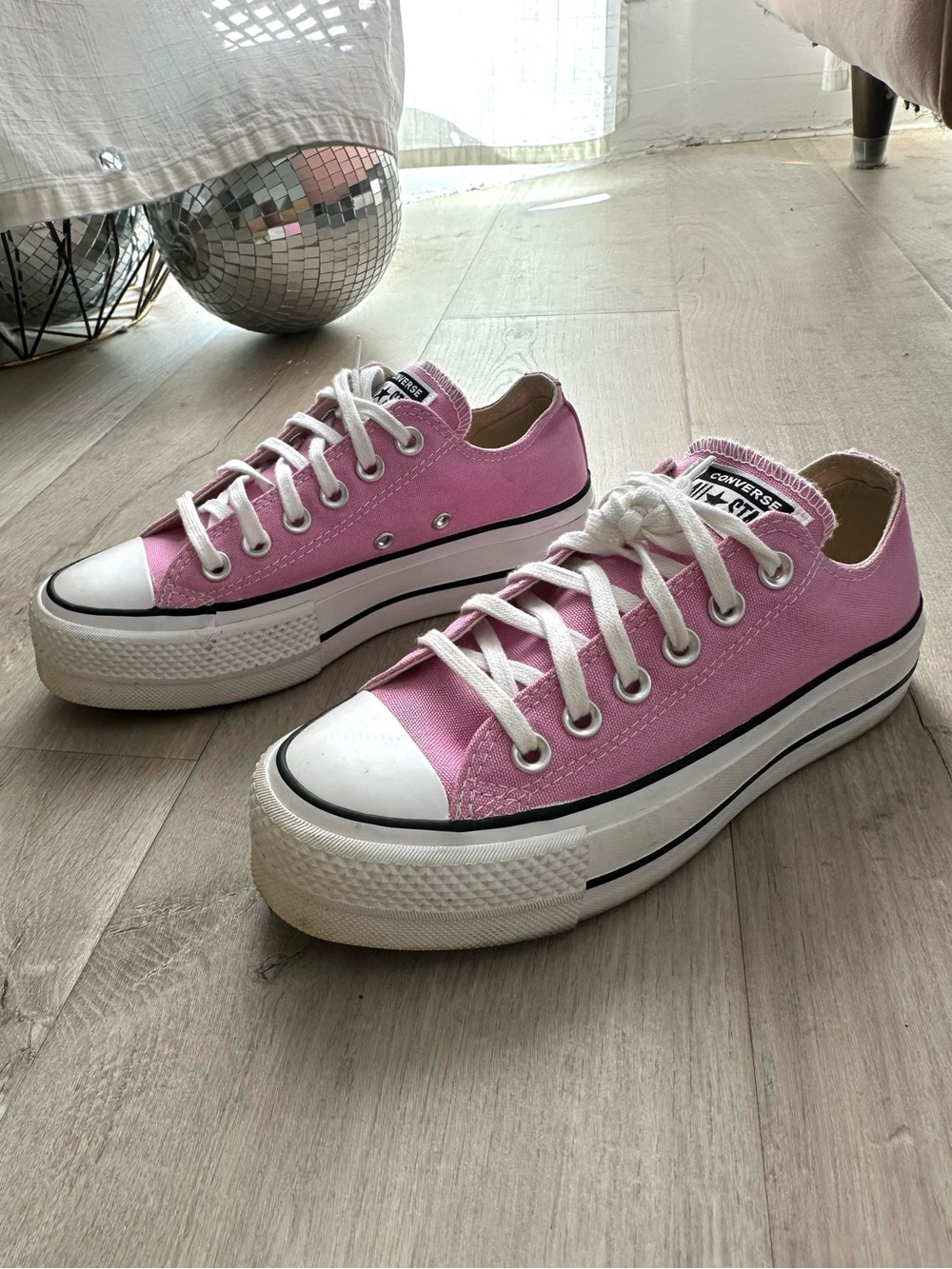 Converse Chuck Taylor Platform Low Top Sneakers - Pink and White